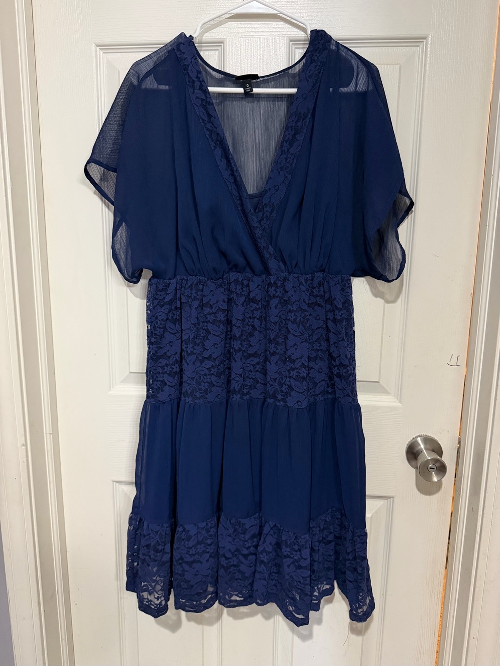 Torrid Deep Navy Lace Tiered V-Neck Women's Dress